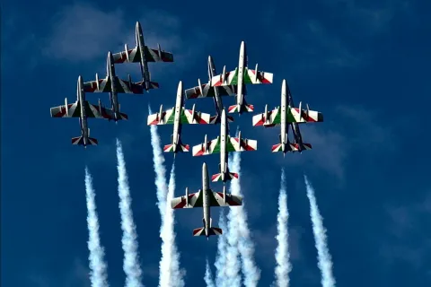 frecce_tricolori_01.jpg