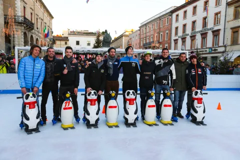 gruppo.jpg