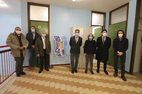 installati_22_erogatori_in_tutte_le_scuole_medie_del_comune_di_rimini_.jpg
