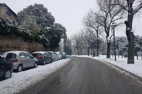 neve_101_-_via_bastioni_ore_1130.jpg