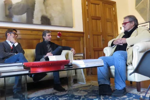 oliviero_toscani_sindaco_gnassi_marco_morosini_1.jpg