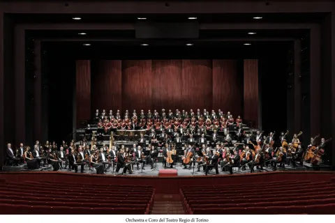 orchestra_e_coro_del_teatro_regio_di_torino_2018.jpg