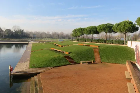 piazza_acqua.jpg