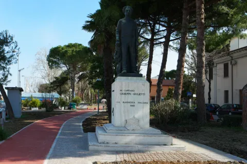 pista_ciclabile_destra_del_porto_07.jpg