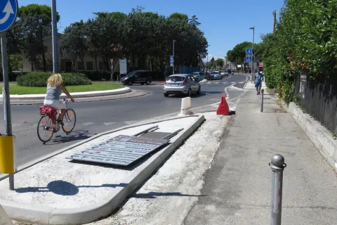 pista_ciclabile_via_marecchiese_03.jpg