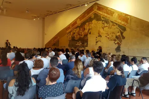 platea_cerimonia_super_maturi_b.jpg