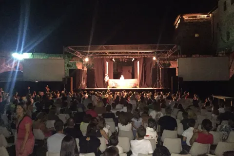 pubblico.jpg