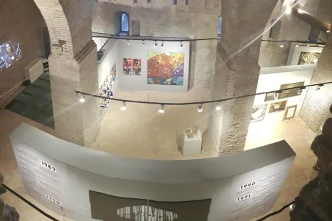 revolution_1889-2019_la_mostra_di_luca_beatrice_.jpg