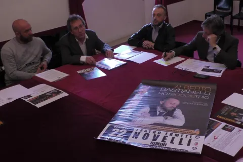 rimini_dona_la_vita_1.jpg