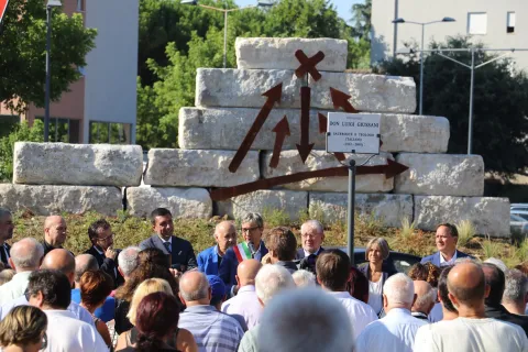 rotondamonumento_don_giussani_1.jpg