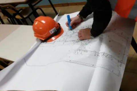 sc_flavia_casadei_01_-_tecnici_al_lavoro.jpg