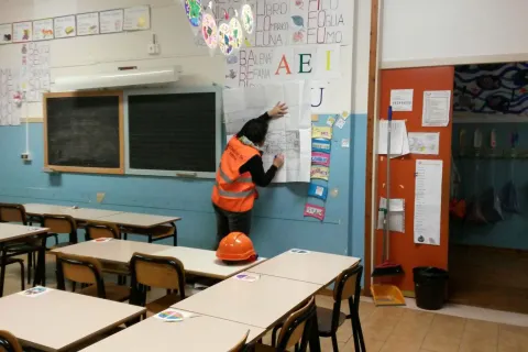 sc_flavia_casadei_02_-_tecnici_al_lavoro.jpg