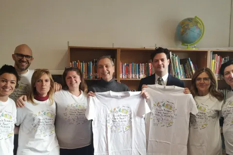 scuola_ronci_morolli_toccafondo_magliette_ringraziamento.jpg