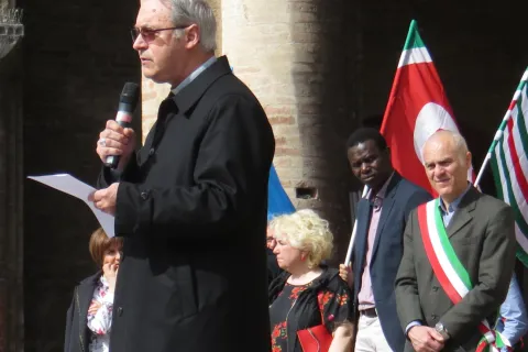 senza_nome.png3_.png