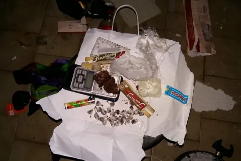 sequestro_di_eroina_operazione_antidroga_polizia_locale_.jpeg