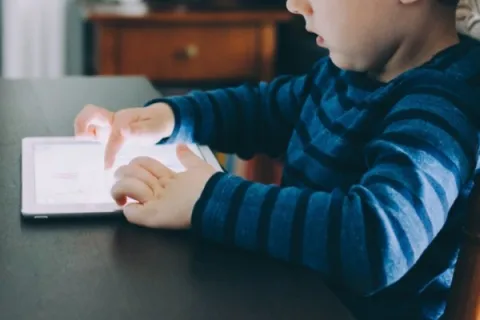 smartphone_bambini.jpg