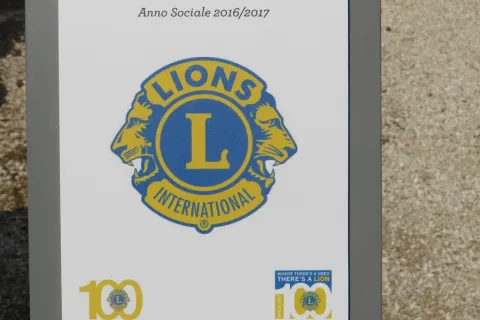 targa_lions_via_gioia.jpg