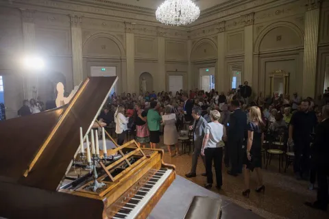 teatro_galli_foyer_ric0437.jpg