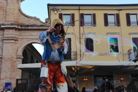 trampoliere_color_coriandolo.jpeg