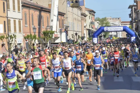 uffstampa_comune_rn_marathon_ric9351.jpg
