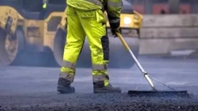 lavori di asfaltatura