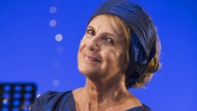 Lella Costa