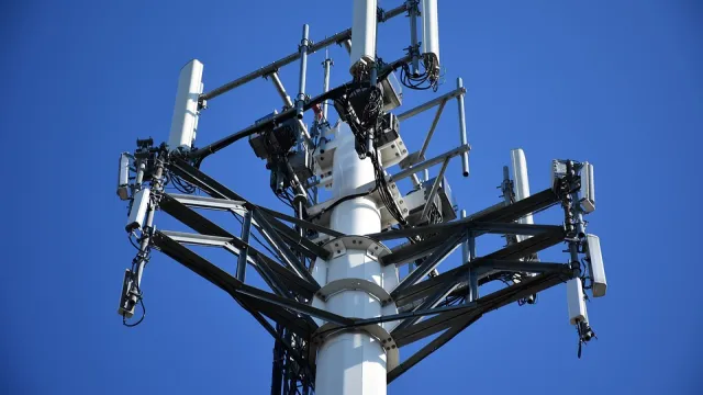 antenna telefonia mobile