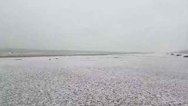 Neve sulla spiaggia 