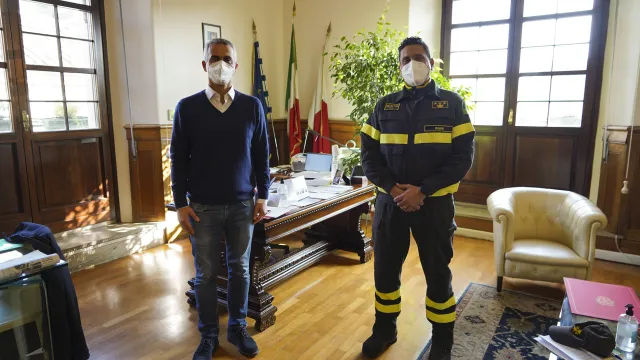 Sindaco e nuovo comandante Vigili del Fuoco