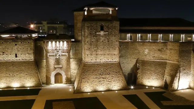 Castel Sismondo