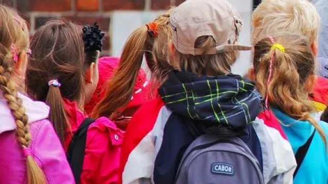 bambini a scuola