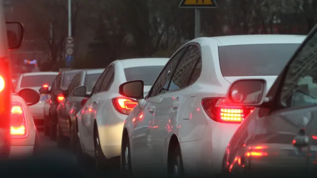 auto nel traffico