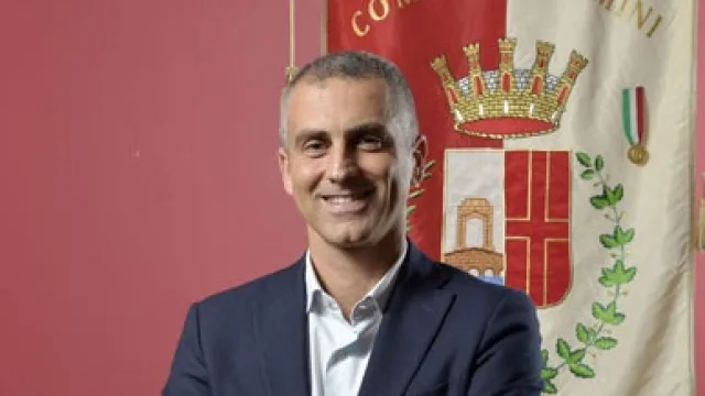 Jamil Sadegholvaad