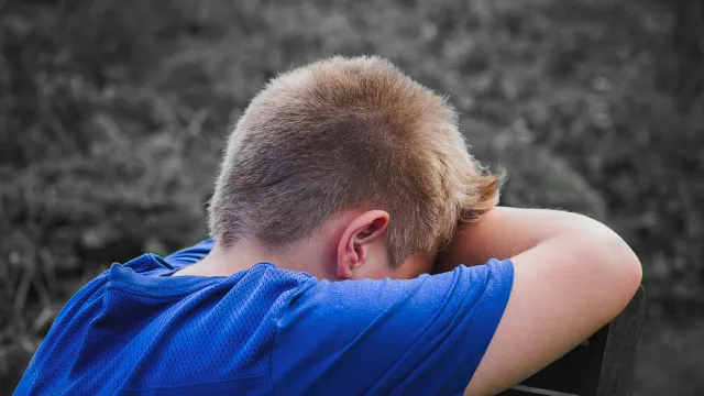 bambino triste