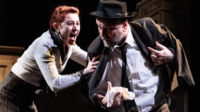 Massimo Popolizio al Teatro Galli nel dramma della gelosia di Arthur Miller 