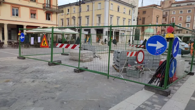 piazza tre martiri