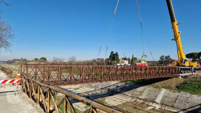 Ponte ciclopedonale sul Deviatore Ausa:  varo della struttura