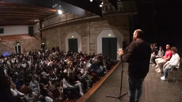 Maxime Mbanda e Marco Bezzecchi raccontano a più di 200 studenti come lo sport sia palestra di vita