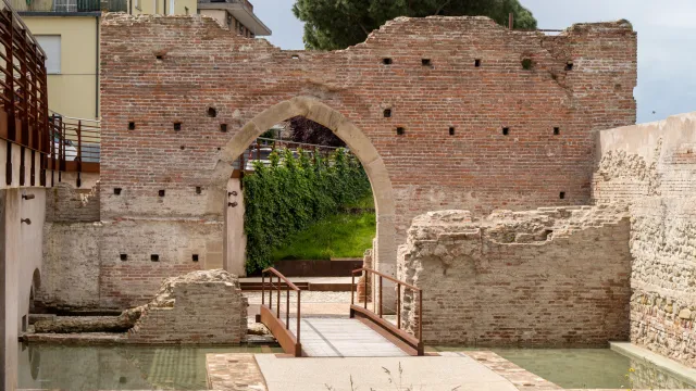 Porta Galliana