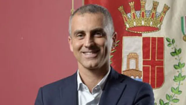 Jamil Sadegholvaad