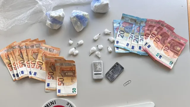 Arresto per spaccio