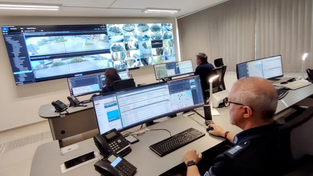 centrale radio polizia locale