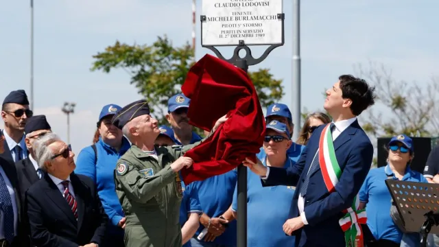 Inaugurata la rotonda tra la Statale 16 e via Cavalieri di Vittorio Veneto