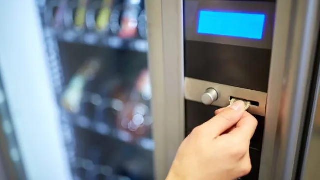 Distributore automatico bevande