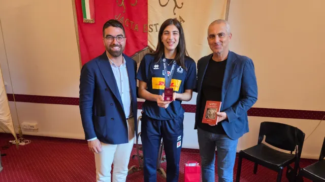 nicole piomboni ricevuta in residenza comunale