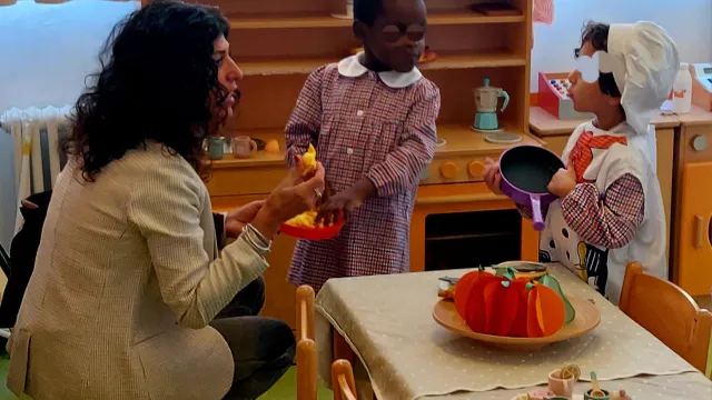 la vicesindaca bellini in visita nella scuola infanzia il borgo