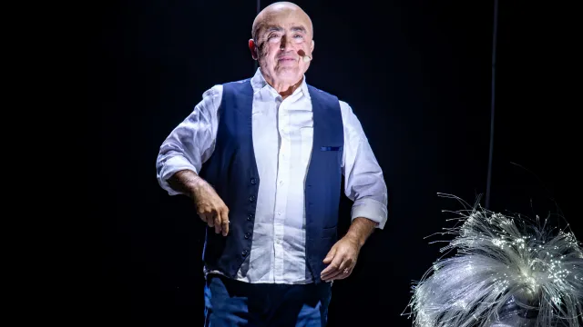 Paolo Cevoli nello spettacolo Figli di Troia