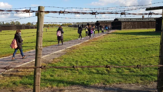 Viaggio memoria (foto d'archivio)