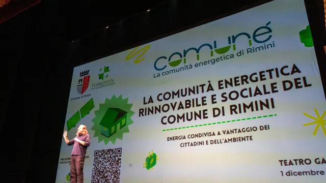 Lancio della prima CER al Teatro Galli 