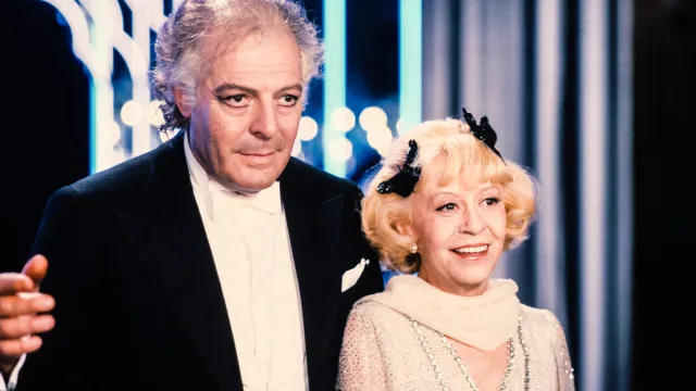 Federico Fellini sul set de La città delle donne - 1980, foto di Deborah Beer © Archivi Cinemazero - Pordenone 02.jpg